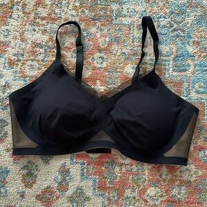 HONEYLOVE Crossover Padded Bra with Mesh Detail Women's Size large